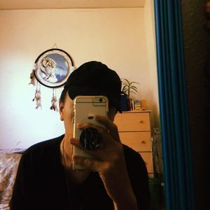 Meet your Posher, Chee